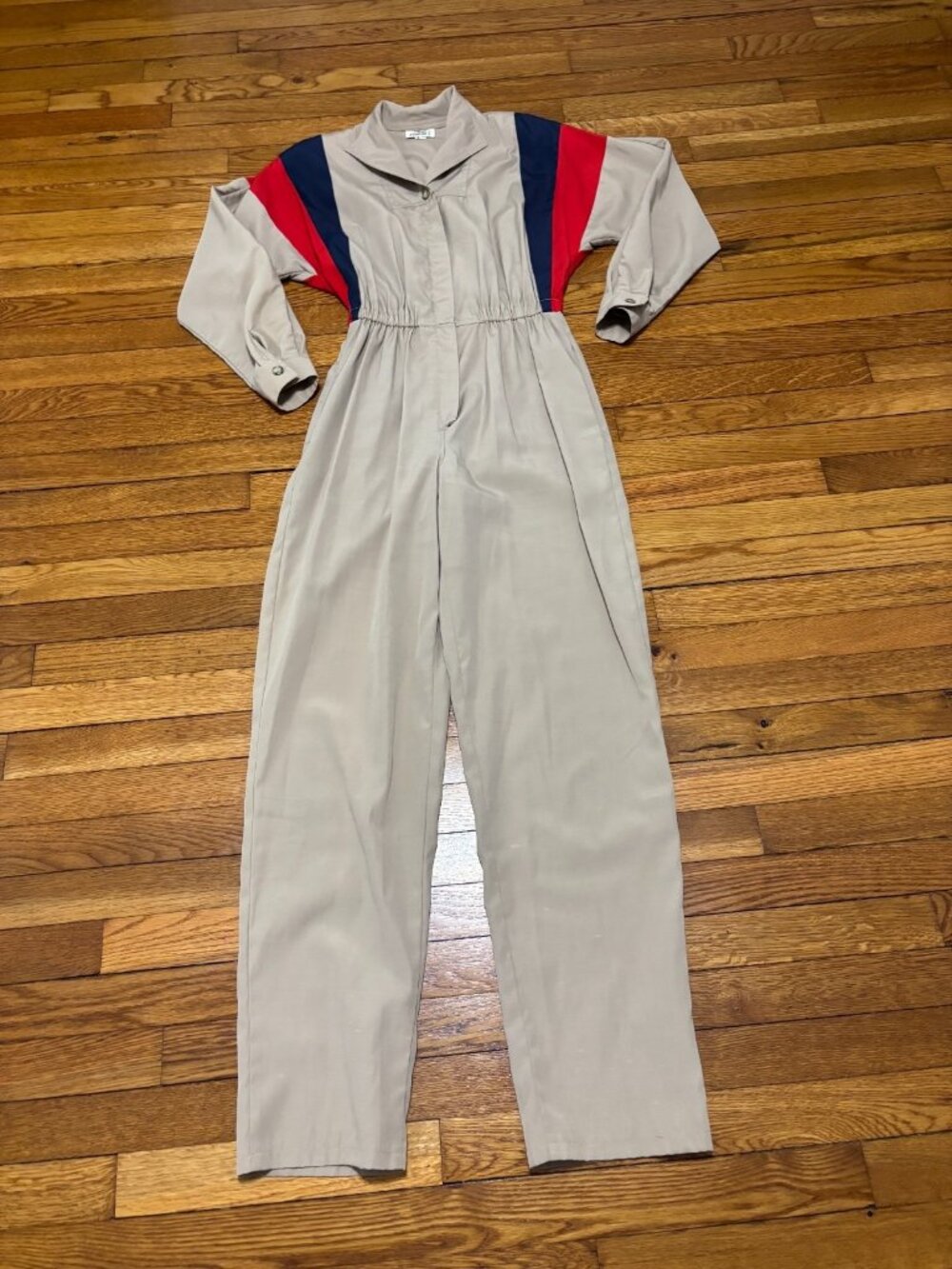 Vintage 1960's Sue Brett Womens Jumpsuit Size 7/8 Beige Coveralls Zip Up Flyers